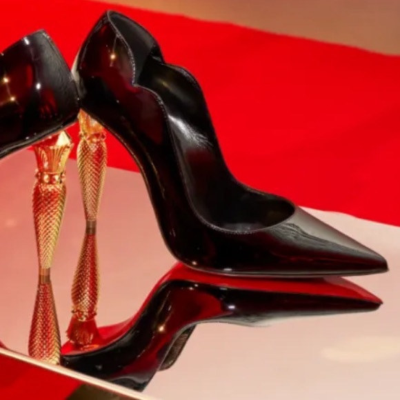 Christian louboutin lipstick heel - Picture 3 of 3